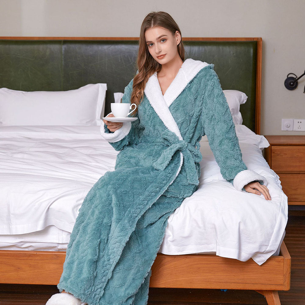 Women's Chanan Hooded Luxurious Comfy Extra Warm Bathrobe